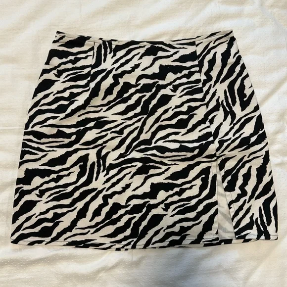 Motel Rocks Skirt - Picture 1 of 4